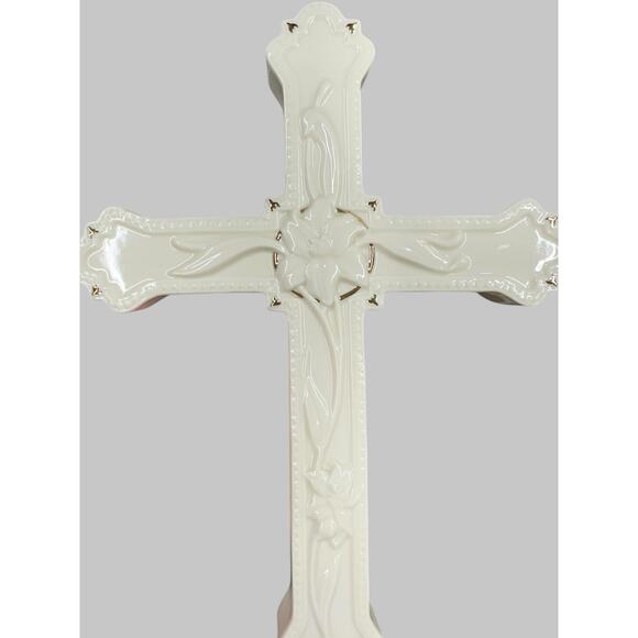 LENOX Ivory Porcelain Lily Cross w/Gold Trim, 9in - Perfect Shape‎ - No Box! - Picture 2 of 3